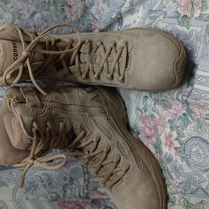 Converse boots
